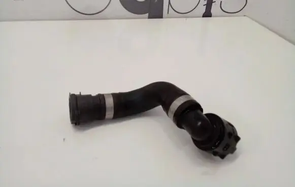 Mercedes-Benz E W214 Engine coolant pipe/hose A2068300802