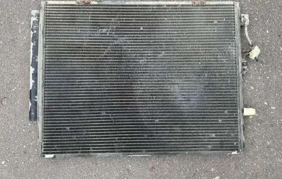 A/C cooling radiator (condenser)