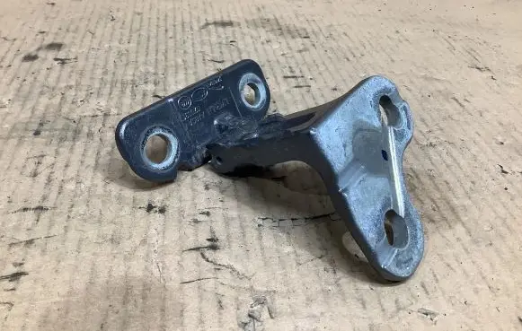 Jaguar XE Rear door lower hinge CPLA228A65AD
