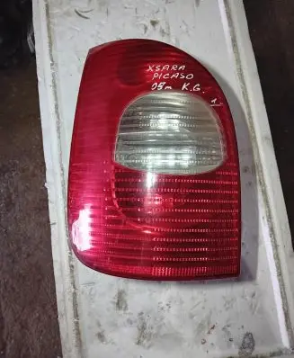 Citroen Xsara Picasso Rear/tail lights