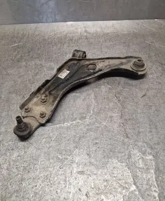 Peugeot 3008 II Front lower control arm/wishbone 