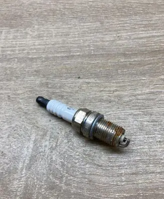 Peugeot 309 Spark plug FC52LS
