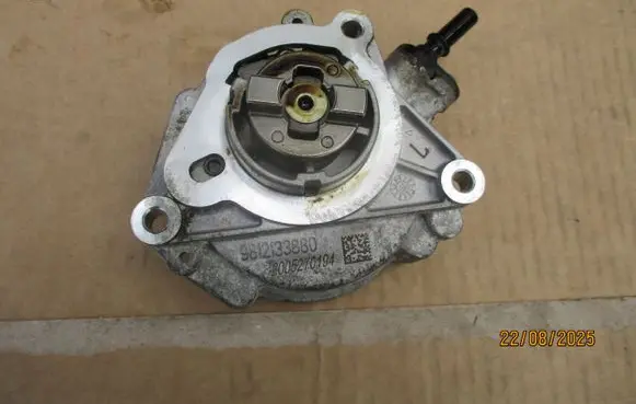 Citroen C4 Cactus Vacuum pump