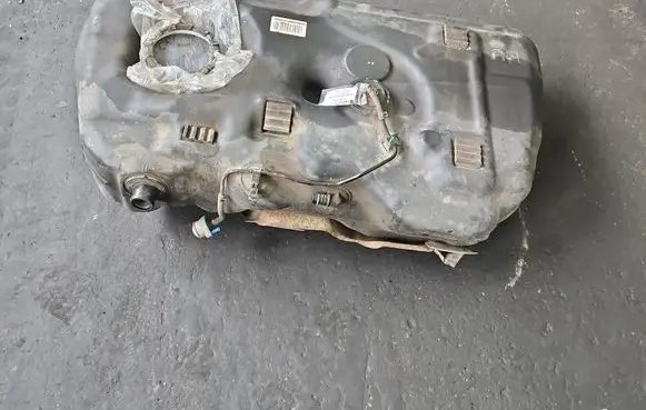 Honda CR-V Fuel tank 17495SWYW IMPRK1579693
