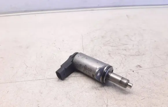 Audi A4 S4 B8 8K Camshaft vanos timing valve 06H103697C 11171601 43121015241C
