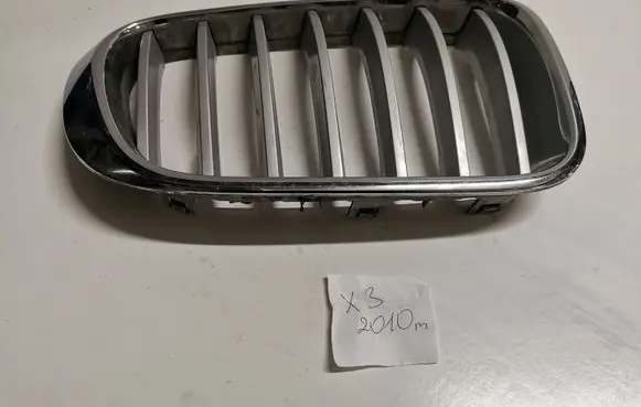 BMW X3 F25 Front bumper upper radiator grill 7210726 7237422