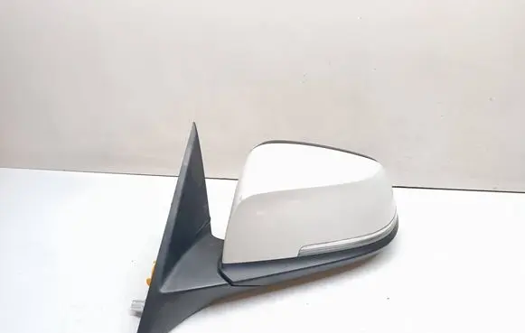 BMW 3 F30 F35 F31 Front door electric wing mirror E1021185