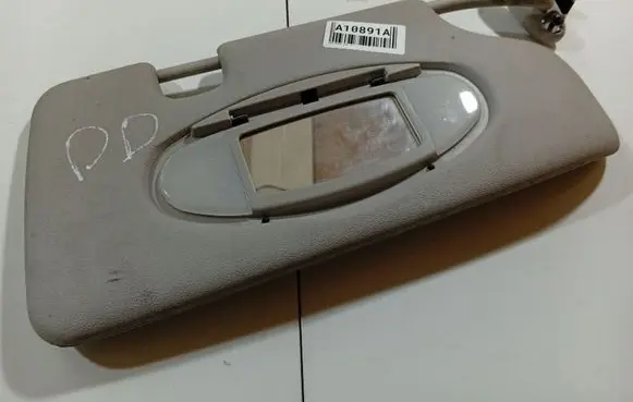 Sun visor