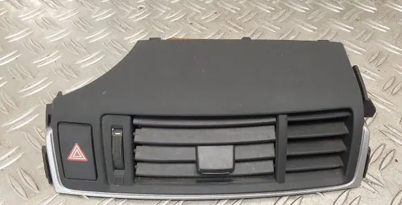 Dash center air vent grill