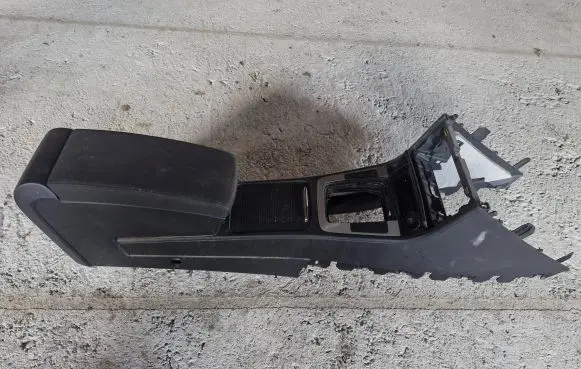 Volkswagen PASSAT B6 Armrest