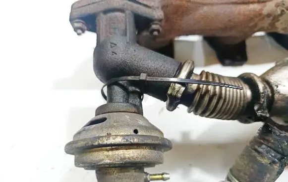 Peugeot 307 EGR valve 9640185580