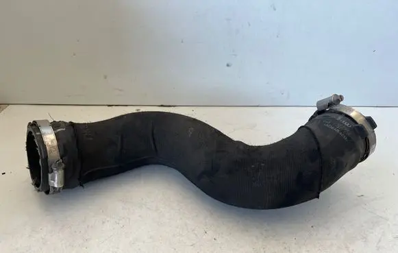 Audi A4 S4 B8 8K Intercooler hose/pipe 8K0145737J