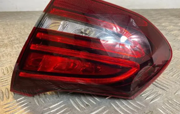 Mercedes-Benz C W205 Tailgate rear/tail lights A2059064705 196174532 YAP2458417