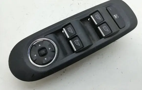 Ford S-MAX Electric window control switch 7S7T14A132AB