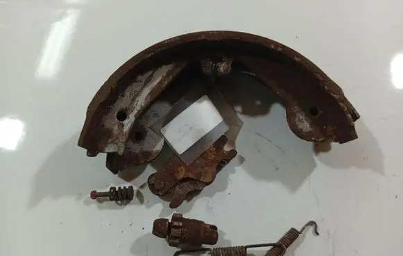 Mercedes-Benz R W251 Handbrake/parking brake pads 