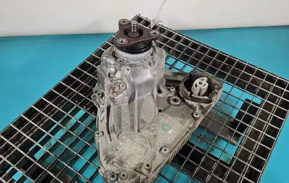 BMW X3 F25 Gearbox transfer box case 7639265 IMPRK1450152