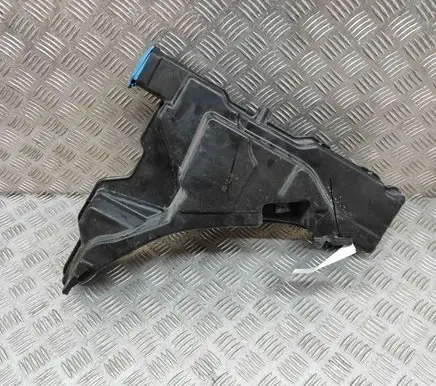 Audi A5 Windshield washer fluid reservoir/tank 8W6955453D 8W6955453E