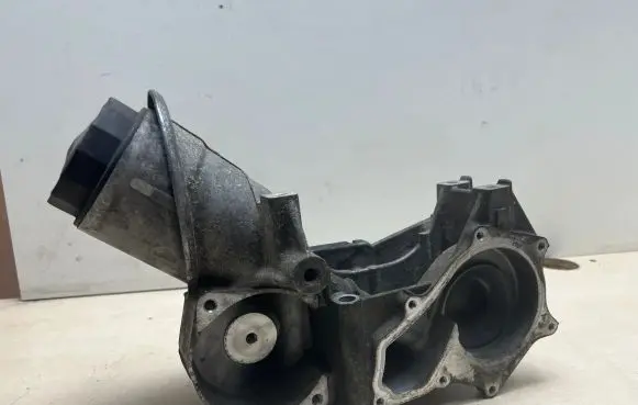 Honda Civic Oil filter mounting bracket 030520