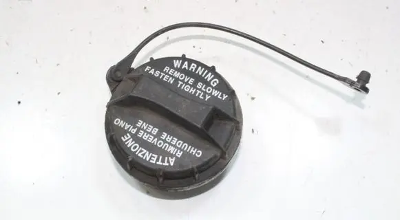 Hyundai Tucson TL Fuel tank filler cap 