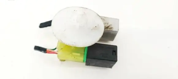Toyota Avensis T250 Fuse box set 9008087019
