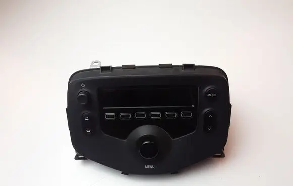 Toyota Aygo AB40 Radio/CD/DVD/GPS head unit 861200H050