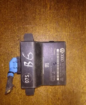 Volkswagen Golf V Other control units/modules 3C0907530C 3C0907951A