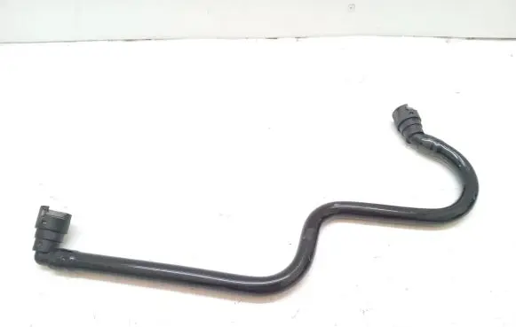 Ford Puma Breather/breather pipe/hose H6BG-6K812-AB