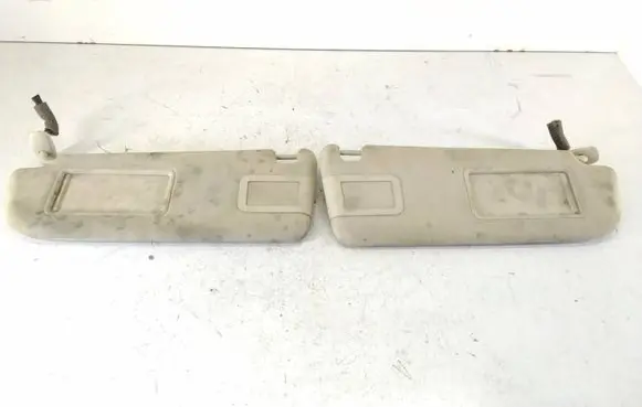 Sun visor