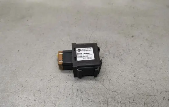 Nissan X-Trail T30 Immobilizer control unit/module 285912F000 5WK48647B