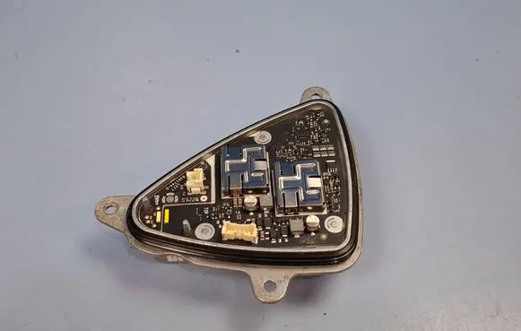 Volkswagen T-Roc Headlight ballast module Xenon 2GA941479 L90201368 2GA941005F