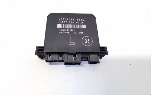 Mercedes-Benz C W203 Door control unit/module 2038206526