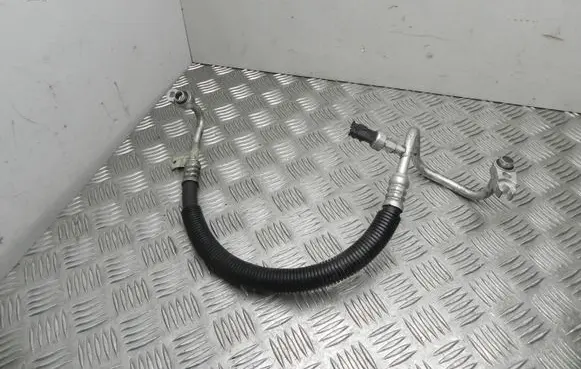 Jeep Grand Cherokee Air conditioning (A/C) pipe/hose 12520016