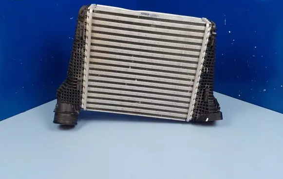 Porsche Macan (95B) Intercooler radiator 95B145803G T95B359