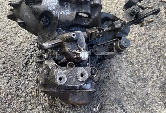 Opel Corsa C Manual 7 speed gearbox F17355