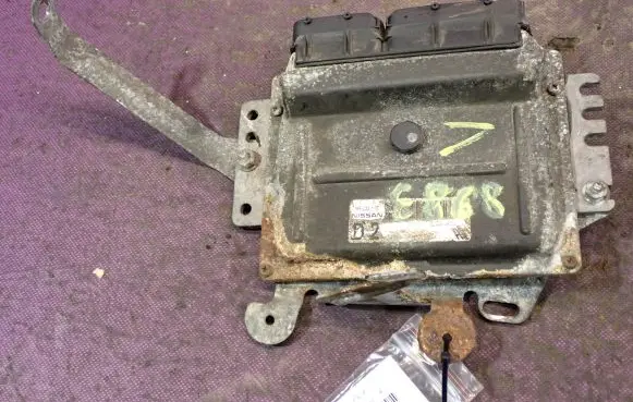 Nissan Micra Engine control unit/module ECU MEC32-110