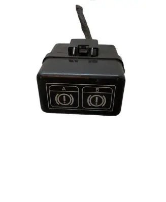 Mitsubishi Pajero Relay mounting block 0568002920
