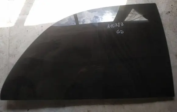Chrysler Voyager Rear side window