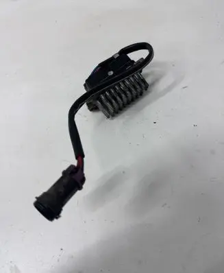 Audi A6 S6 C4 4A Heater blower motor/fan resistor 4A0820521