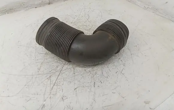 Ford Galaxy Intercooler hose/pipe 7M0129627 95VW9W633A4A
