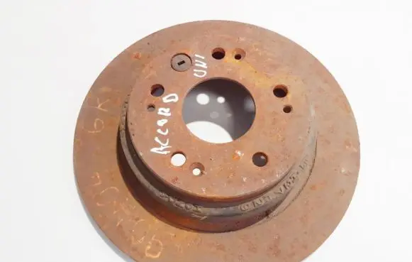 Honda Accord Rear brake disc neventiliuojamas