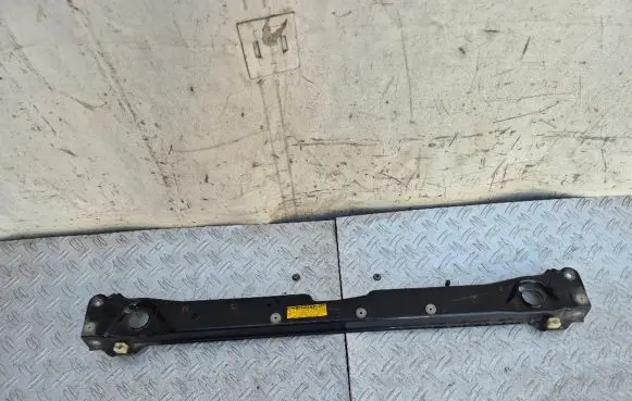 Toyota RAV 4 (XA20) Top upper radiator support slam panel