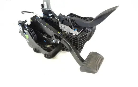 Dodge RAM Pedal assembly 68312752AN