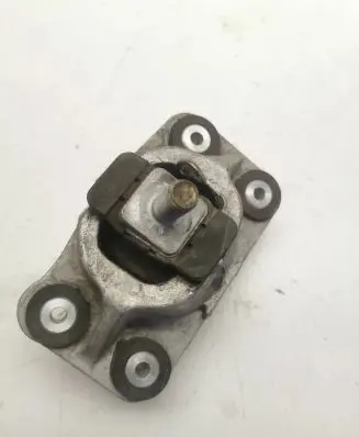 Land Rover Range Rover Velar Engine mount bracket L401VS LR141381 LR133927