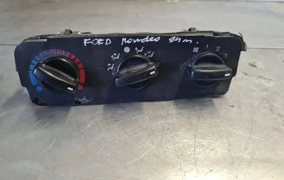 Ford Mondeo MK I Climate control unit 93BW8D 451A
