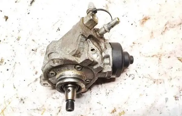 KIA Ceed Fuel injection high pressure pump 0445010596 33100-2A600