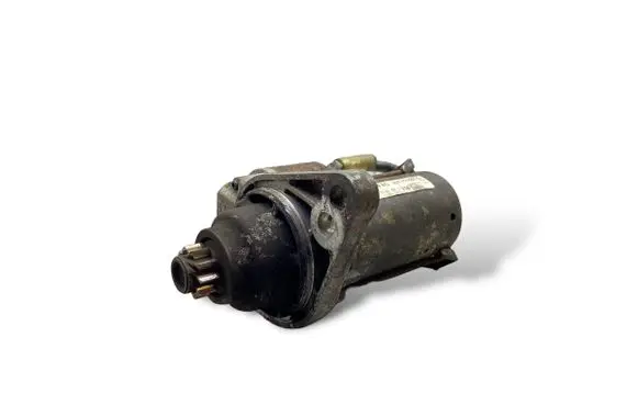 Volkswagen Golf V Starter motor 02Z911023G