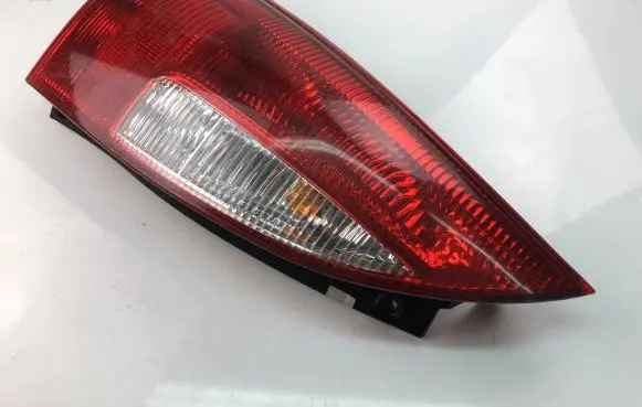 Mazda Premacy Tailgate rear/tail lights CB0151150B