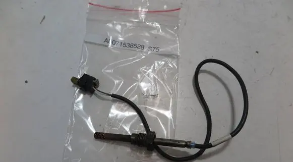 Mercedes-Benz CLK A209 C209 Exhaust gas temperature sensor A0071538528