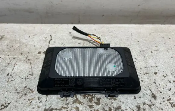 Volkswagen Golf VIII Wireless charging module 5NA980611A 2300770481 TTZ535260