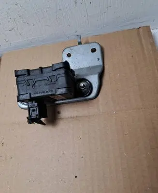 Volvo S80 ESP acceleration yaw rate sensor 30667843AA
